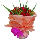 鲜花:三层高档开业花篮，由玫瑰，百合，康乃馨，紫罗兰，泰国兰，金鱼草，绿叶等高档花材组成高1.8米以上