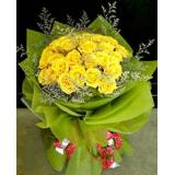 密云辛庄花店鲜花:黄玫瑰24枝，情人草间插，绵纸包装（此花需提前预定）