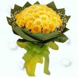 鲜花:康乃馨18枝，绿叶丰满，浅兰色绵纸圆形包装