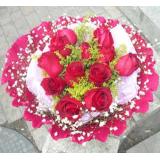 鲜花:粉玫瑰12枝，手揉纸单面包装