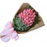鲜花:24支粉玫瑰单枝包装，勿忘我，米兰，手柔纸包装，束绿色丝带,扇形包装。